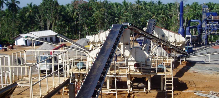 斯里蘭卡花崗巖巖石破碎機(jī)生產(chǎn)線現(xiàn)場(chǎng)