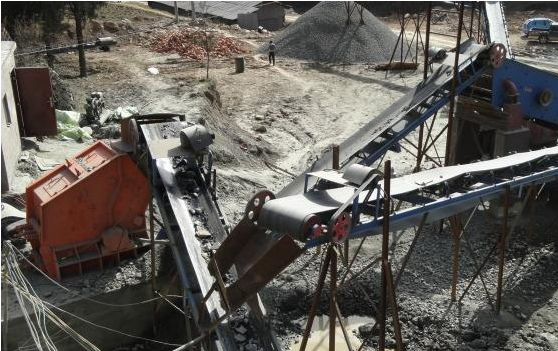 鐵礦石破碎機(jī)的相關(guān)保養(yǎng)及配置工藝